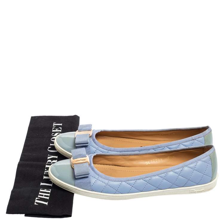 Pre Owned Salvatore Ferragamo Blue Patent And Leather Vara Bow Ballet Flats Size 39