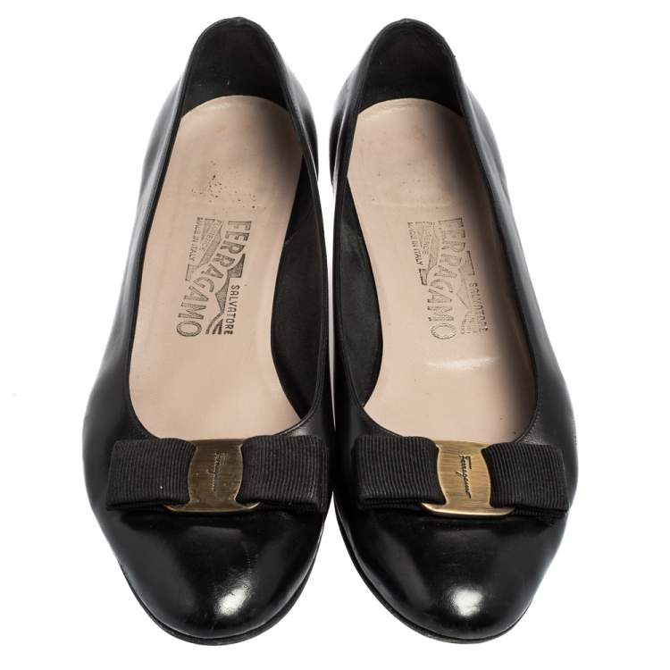 Pre Owned Salvatore Ferragamo Black Leather Vara Bow Ballet Flats Size 37.5