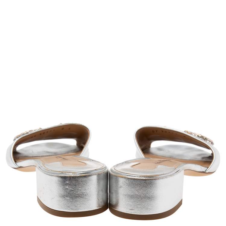 Pre Owned Salvatore Ferragamo Silver  Leather Henri Crystal Mules Size 38.5