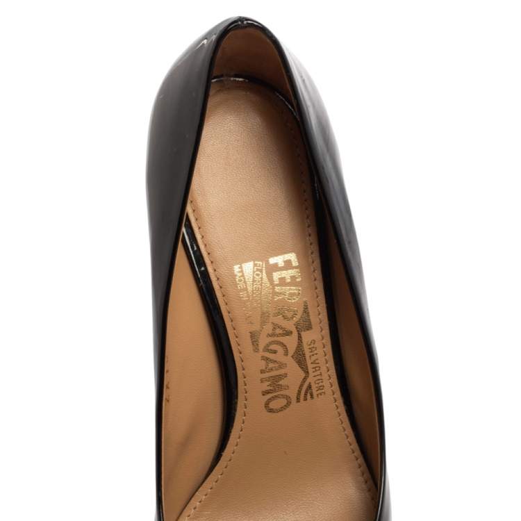 Pre Owned Salvatore Ferragamo Black Patent Leather Pointed Toe Pumps Size 37