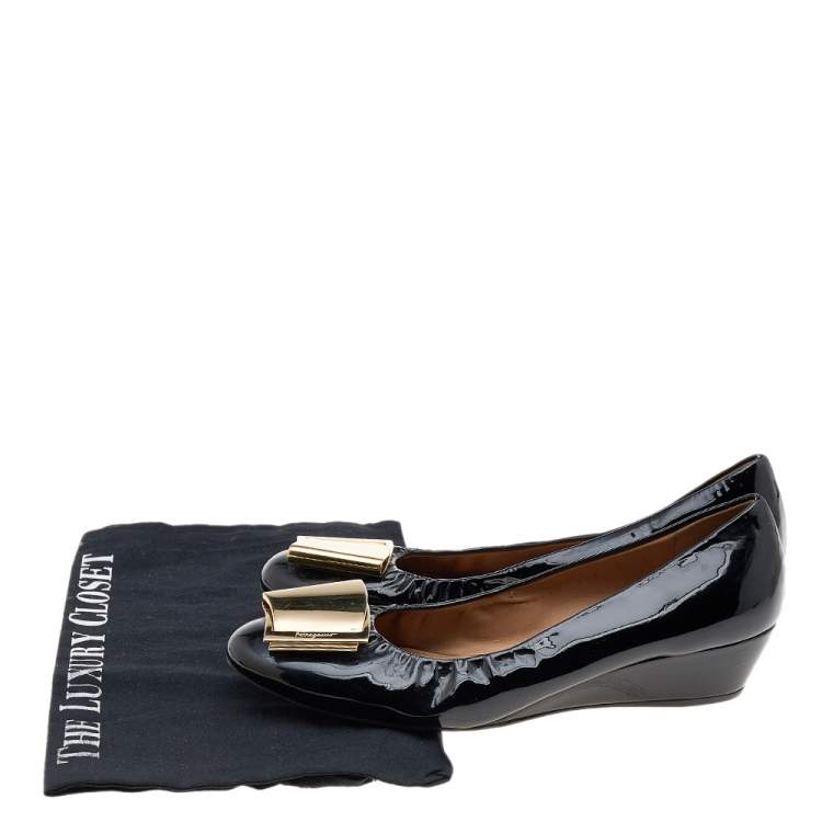 Pre Owned Salvatore Ferragamo Black Patent Leather Pumps Size 37.5