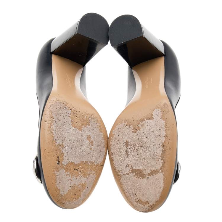 Pre Owned Salvatore Ferragamo Black Leather Block Heel Pumps Size 39