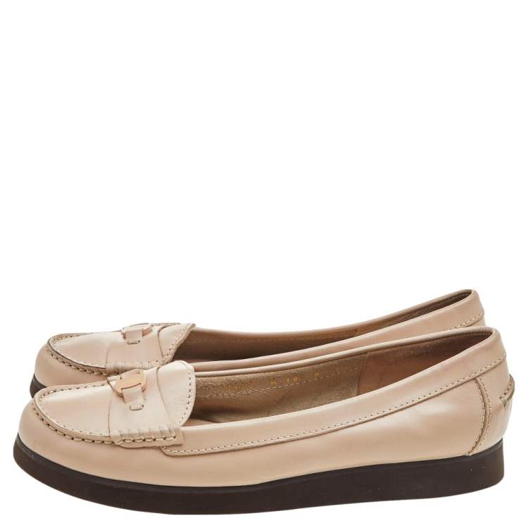 Pre Owned Salvatore Ferragamo Beige Leather Slip on Loafers Size 38.5 