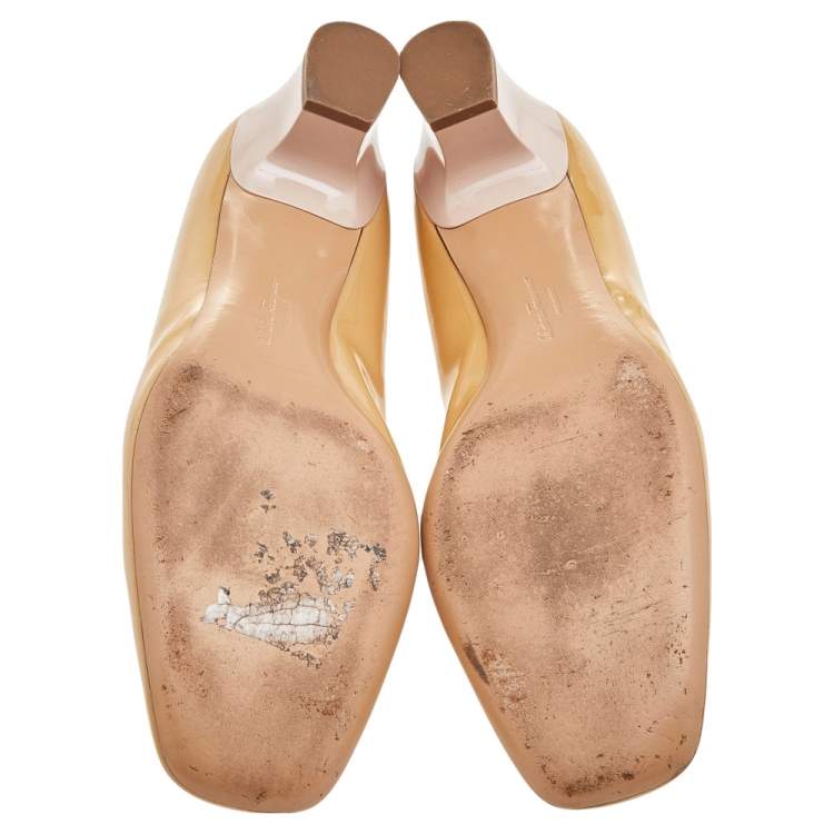 Pre Owned Salvatore Ferragamo Beige Patent Leather Block Heel Pumps Size 40.5
