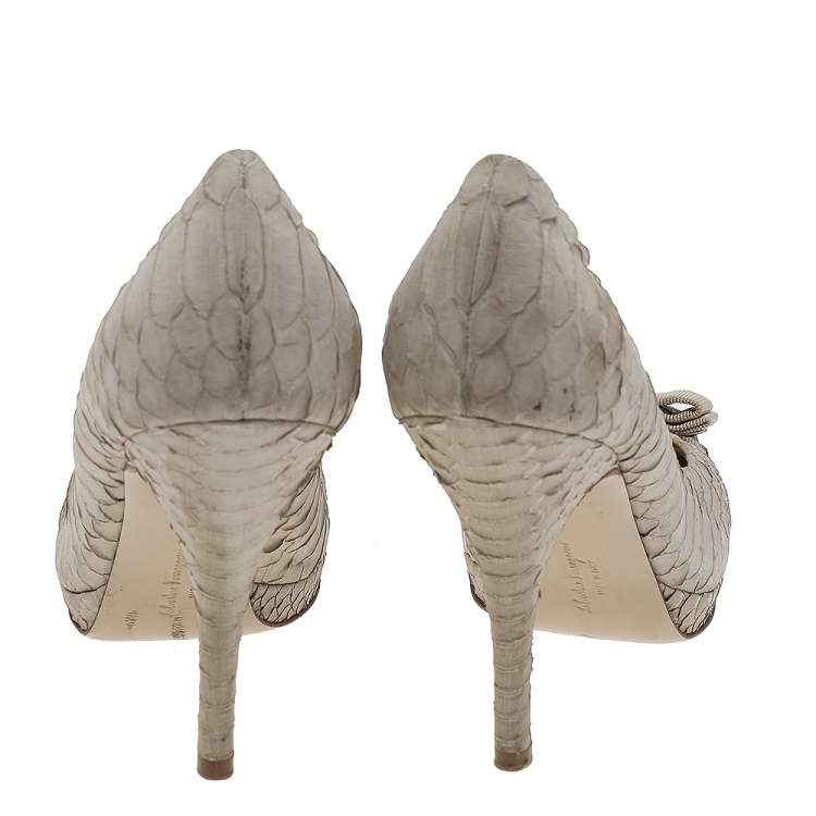 Pre Owned Salvatore Ferragamo Beige Python Vara Bow Platform Pumps Size 38.5