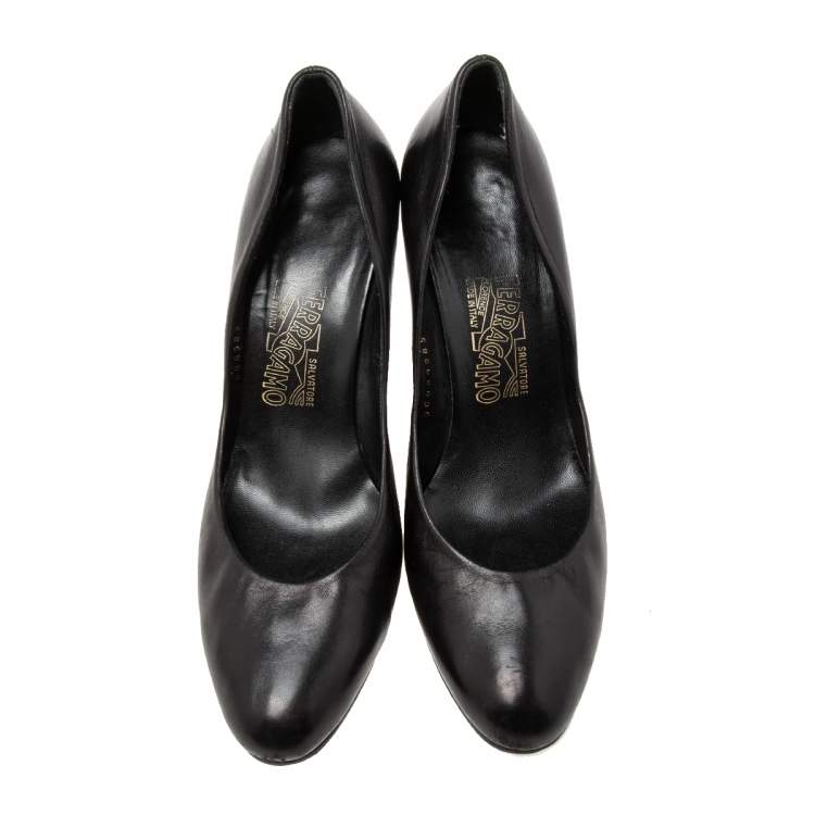 Pre Owned Salvatore Ferragamo Black Leather Wedge Pumps Size 39 