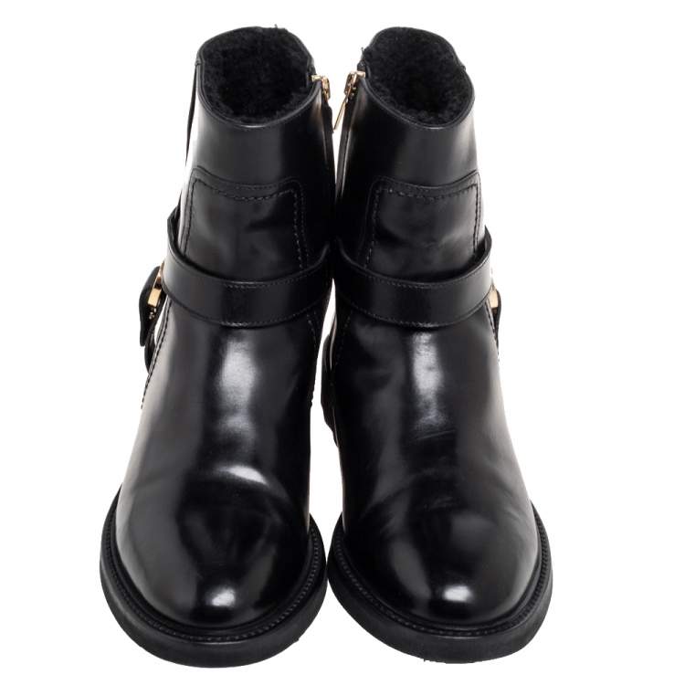 Pre Owned Salvatore Ferragamo Black Leather Gancini Logo Buckle Ankle Boots Size 39.5
