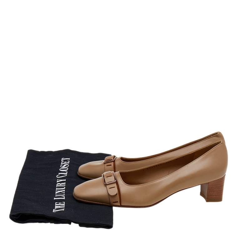 Pre Owned Salvatore Ferragamo Beige Leather Buckle Block Heel Pumps Size 38.5