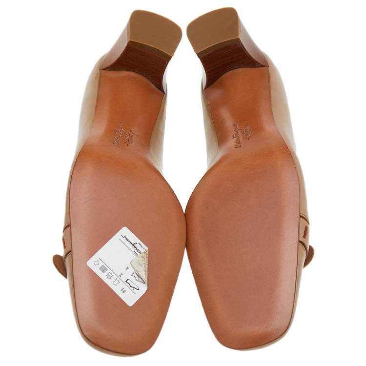 Pre Owned Salvatore Ferragamo Beige Leather Buckle Block Heel Pumps Size 38.5