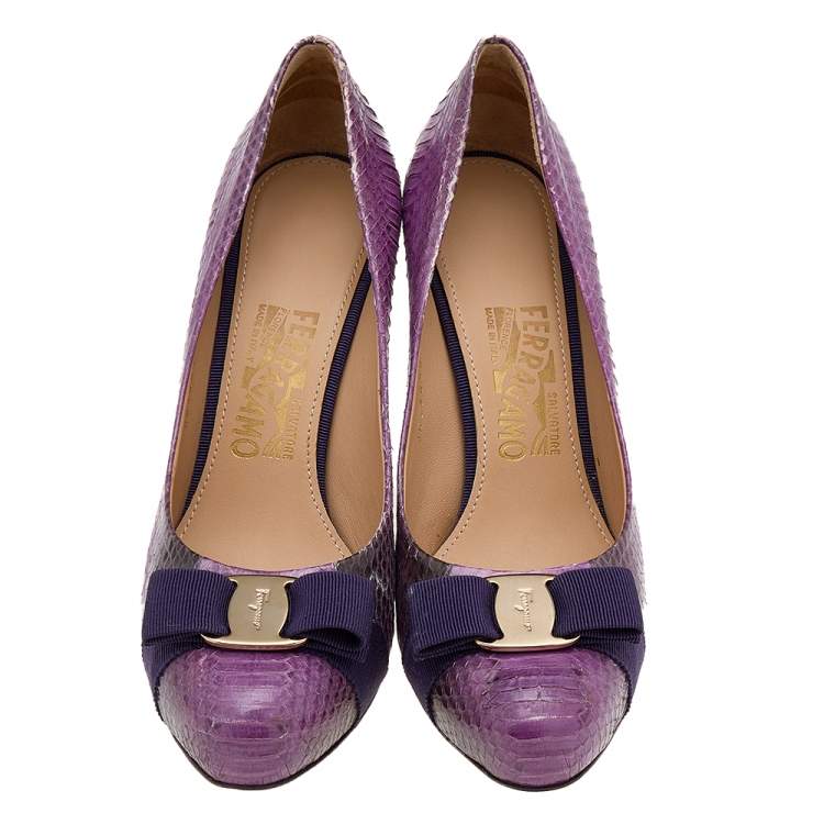 Pre Owned Salvatore Ferragamo Purple Water Snake Pimpa Vara Bow Pumps Size 38