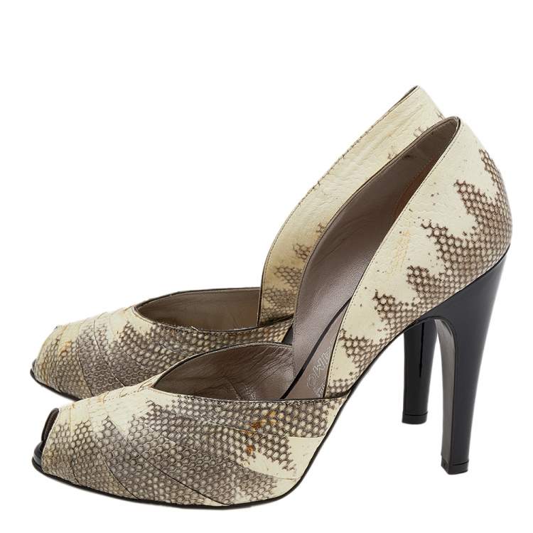 Pre Owned Salvatore Ferragamo Cream/Black Karung and Patent Leather Peep Toe Pumps Size 40