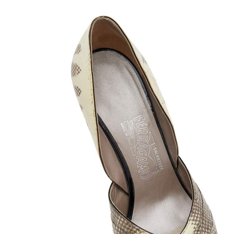 Pre Owned Salvatore Ferragamo Cream/Black Karung and Patent Leather Peep Toe Pumps Size 40