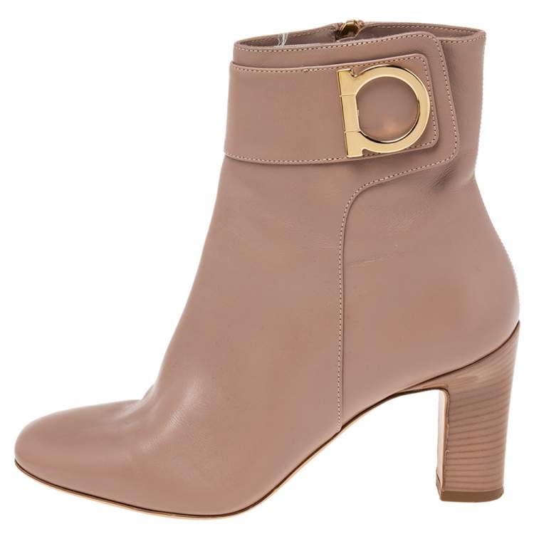 Pre Owned Salvatore Ferragamo Beige Leather Gancini Ankle Boots Size 37