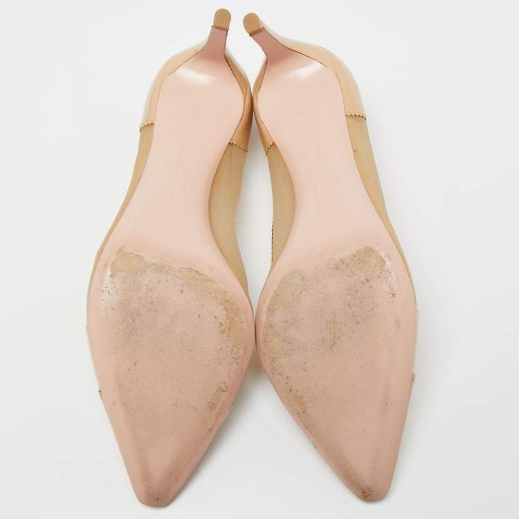 Pre Owned Salvatore Ferragamo Beige Patent And Net Pointed Toe Pumps Size 38