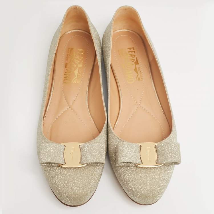 Pre Owned Salvatore Farragamo Silver Glitter Leather Varina Ballet Flats Size 37
