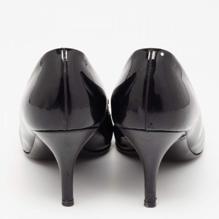 Pre Owned Salvatore Ferragamo Black Patent Leather Vara Bow Pumps Size 37