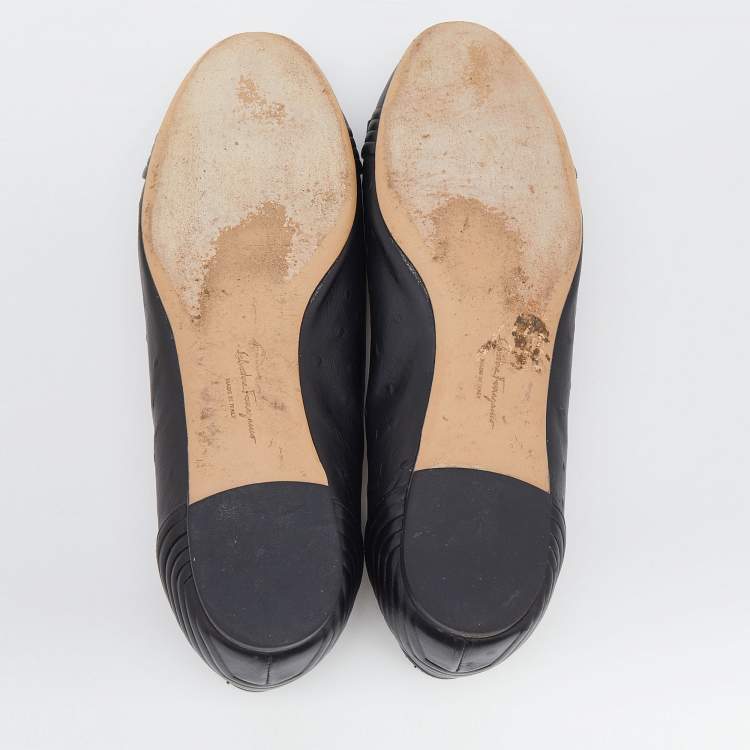 Pre Owned Salvatore Ferragamo Black Ostrich Embossed Leather Vara Bow Ballet Flats Size 37