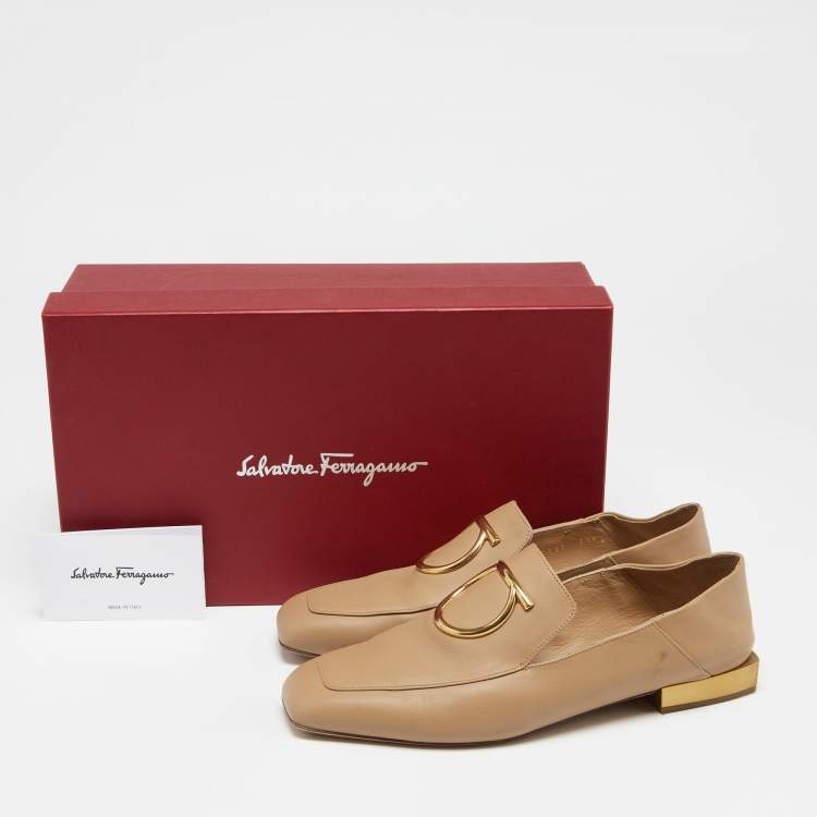 Pre Owned Salvatore Ferragamo Beige Leather Lana Loafers Size 38