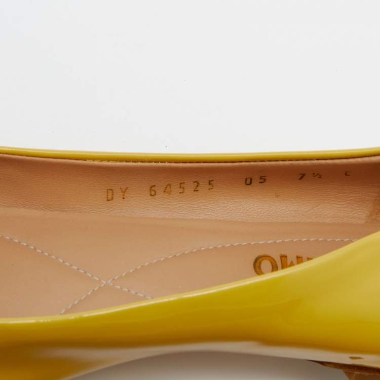 Pre Owned Salvatore Ferragamo Yellow Patent Leather Varina Ballet Flats Size 38