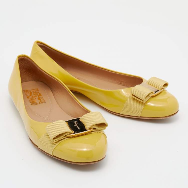 Pre Owned Salvatore Ferragamo Yellow Patent Leather Varina Ballet Flats Size 38