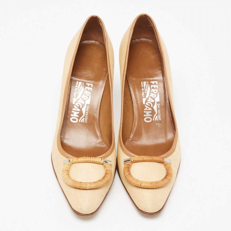 Pre Owned Salvatore Ferragamo Beige/Brown Woven Canvas And Leather Pumps Size 37.5