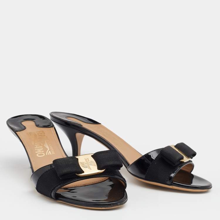 Pre Owned Salvatore Ferragamo Black Patent Glory Bow Sandals Size 38