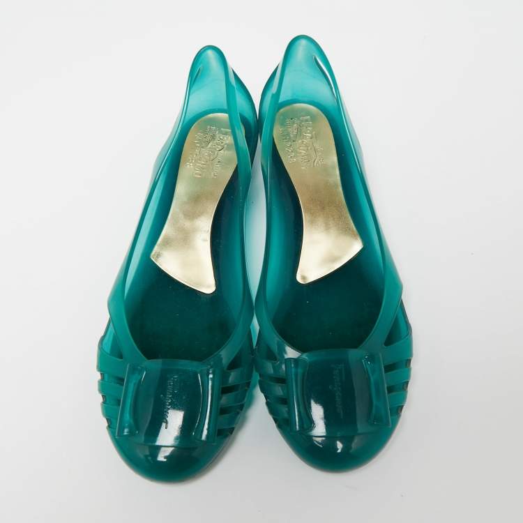 Pre Owned Salvatore Ferragamo Green Rubber Ballet Flats Size 37.5