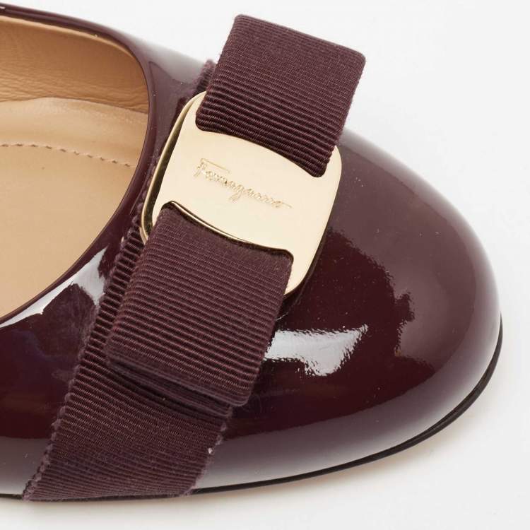 Pre Owned Salvatore Ferragamo Burgundy Patent Leather Vara Bow Ballet Flats Size 38.5