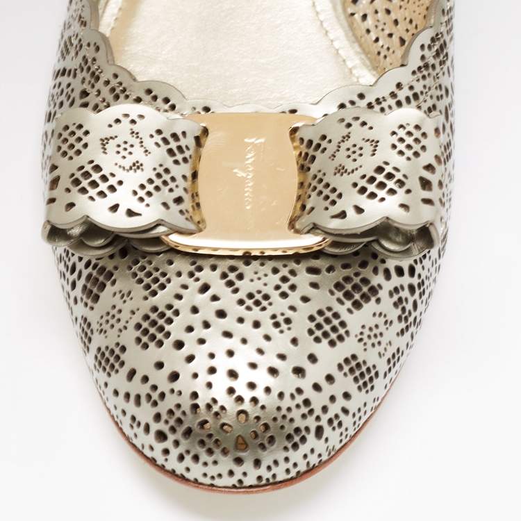 Pre Owned Salvatore Ferragamo Metallic Grey Perforated Leather Varina Bow Ballet Flats Size 38.5