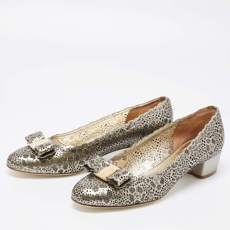Pre Owned Salvatore Ferragamo Metallic Grey Perforated Leather Varina Bow Ballet Flats Size 38.5