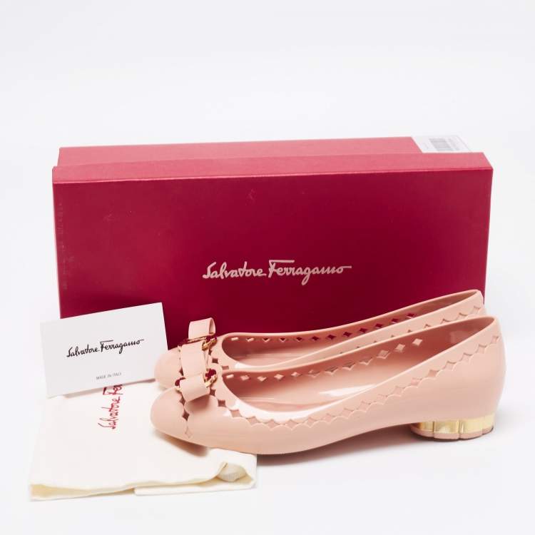 Pre Owned Salvatore Ferragamo Beige Jelly Cut Out Detail Ballet Flats Size 36.5
