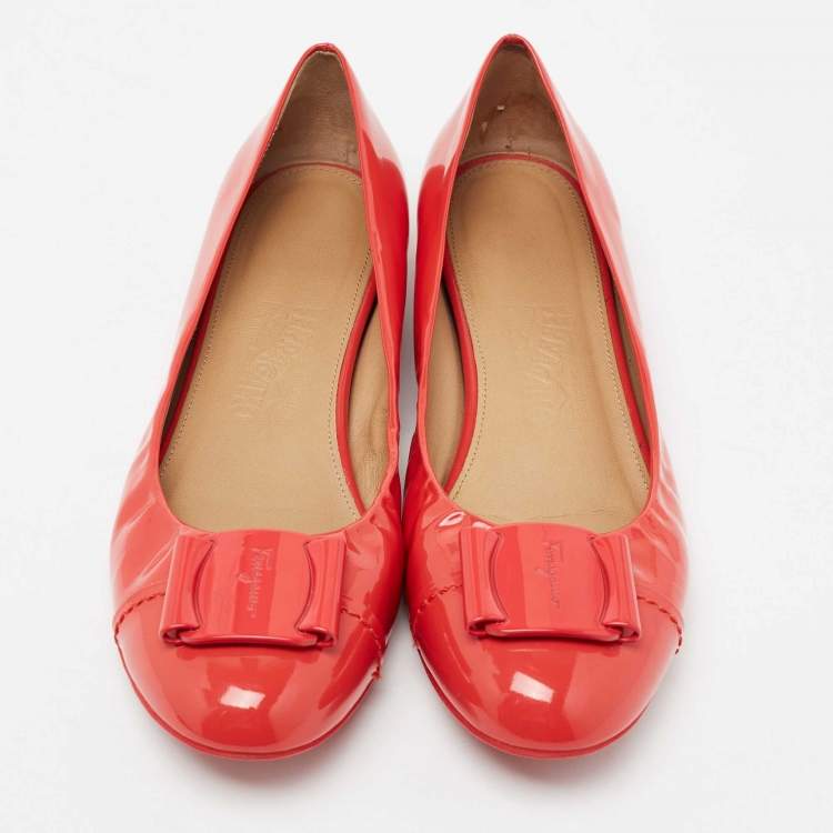 Pre Owned Salvatore Ferragamo Coral Pink Patent Leather Degrade Ballet Flat Size 39.5