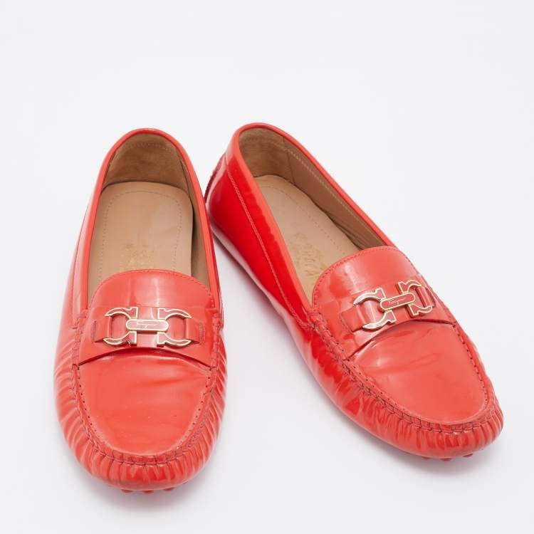 Pre Owned Salvatore Ferragamo Red Patent Leather Gancini Bit Slip On Loafers Size 39