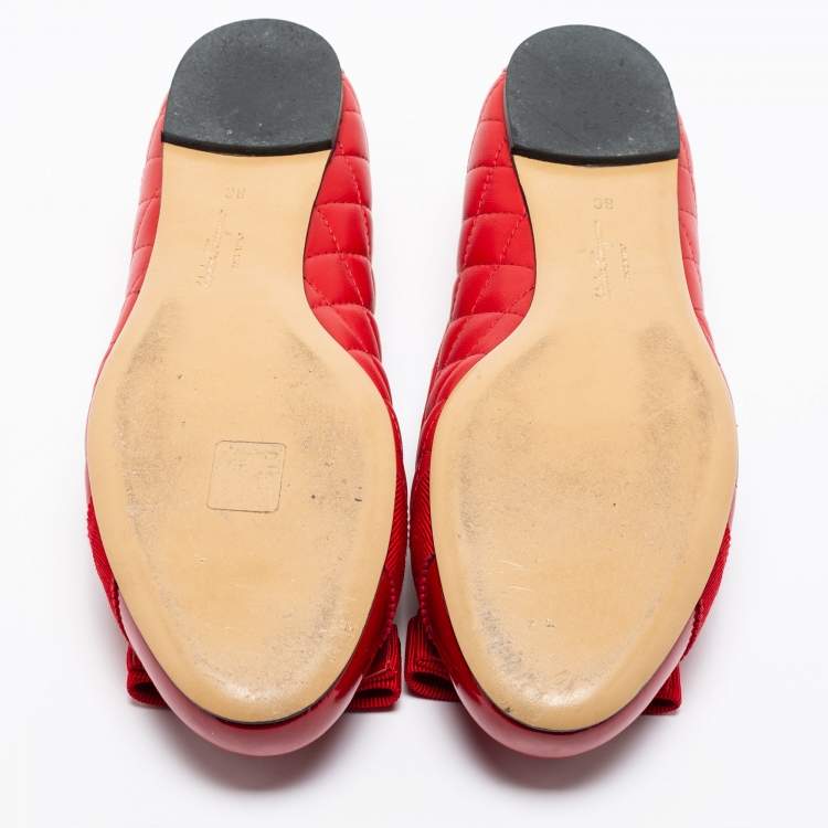 Pre Owned Salvatore Ferragamo Red Quilted Patent And Leather Varina Ballet Flats Size 38.5
