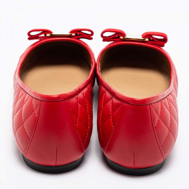 Pre Owned Salvatore Ferragamo Red Quilted Patent And Leather Varina Ballet Flats Size 38.5