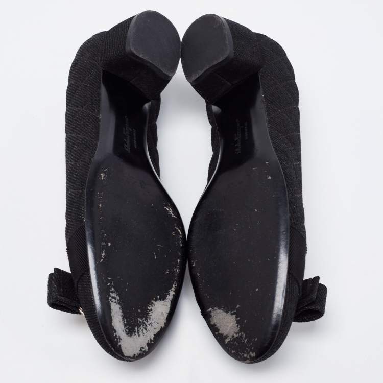 Pre Owned Salvatore Ferragamo Black Iridescent Quilted Suede Vara Bow Block Heel Pumps Size 37.5