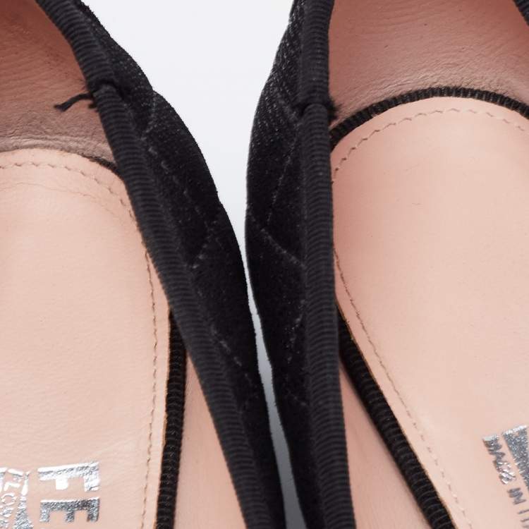 Pre Owned Salvatore Ferragamo Black Iridescent Quilted Suede Vara Bow Block Heel Pumps Size 37.5