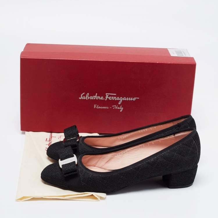 Pre Owned Salvatore Ferragamo Black Iridescent Quilted Suede Vara Bow Block Heel Pumps Size 37.5