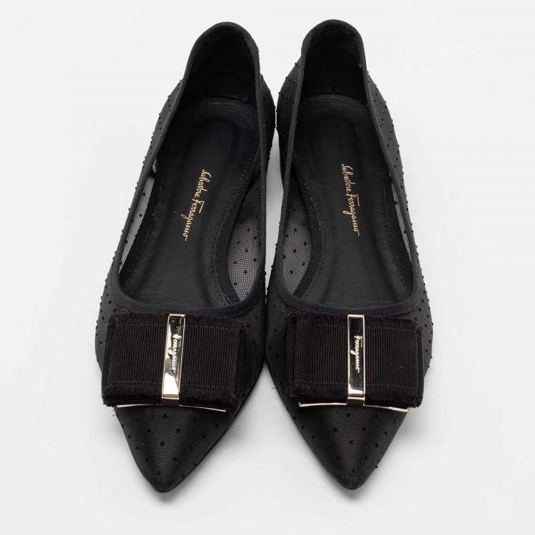 Pre Owned Salvatore Ferragamo Black Mesh Zeri Ballet Flats Size 38.5