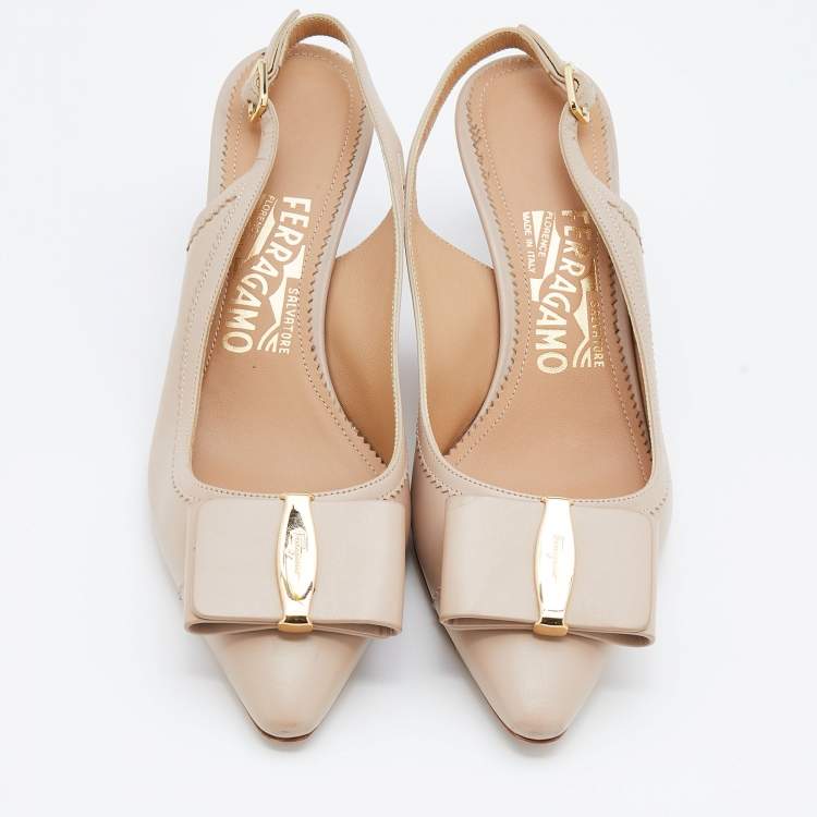 Pre Owned Salvatore Ferragamo Beige Leather Vara Bow Slingback Sandals Size 36