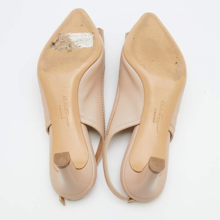 Pre Owned Salvatore Ferragamo Beige Leather Vara Bow Slingback Sandals Size 36