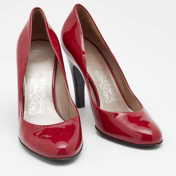 Pre Owned Salvatore Ferragamo Magenta Patent Leather Round Toe Pumps Size 38.5