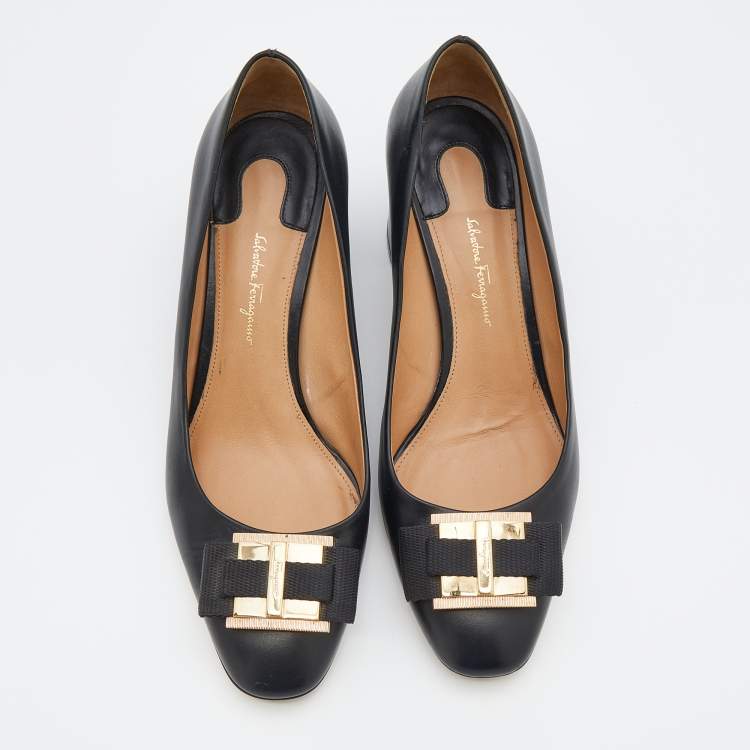 Pre Owned Salvatore Ferragamo Black Leather Bow Block Heel Pumps Size 40