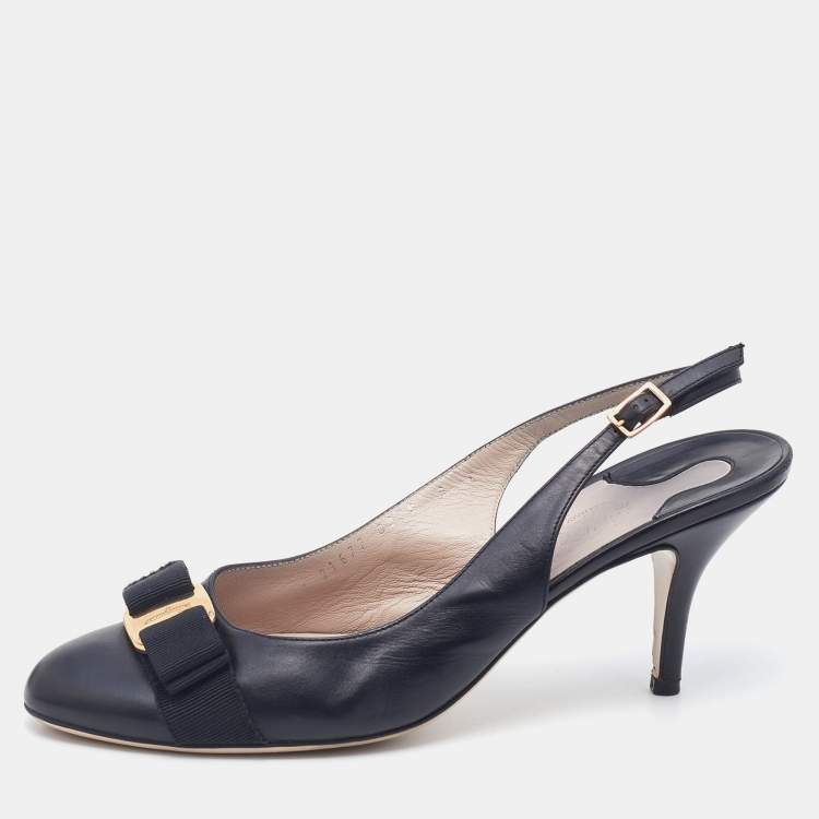 Pre Owned Salvatore Ferragamo Black Leather Vara Bow Slingback Sandals Size 39.5