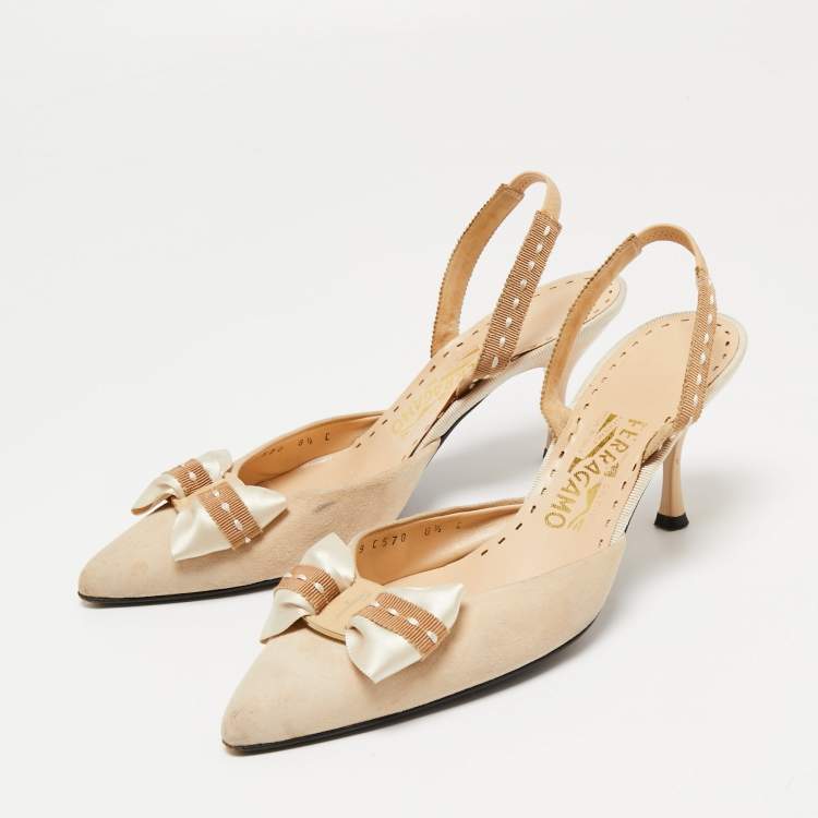 Pre Owned Salvatore Ferragamo Beige Suede Pointed Toe Slingback Sandals Size 39