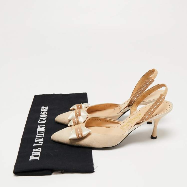 Pre Owned Salvatore Ferragamo Beige Suede Pointed Toe Slingback Sandals Size 39