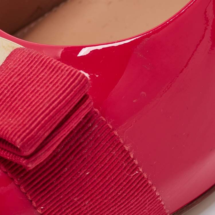 Pre Owned Salvatore Ferragamo Red Patent Leather Vara Bow Pumps Size 39