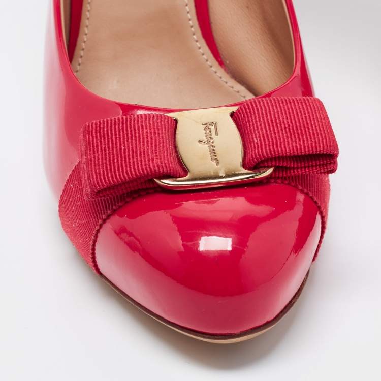 Pre Owned Salvatore Ferragamo Red Patent Leather Vara Bow Pumps Size 39