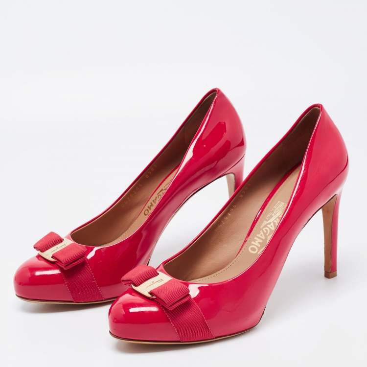 Pre Owned Salvatore Ferragamo Red Patent Leather Vara Bow Pumps Size 39