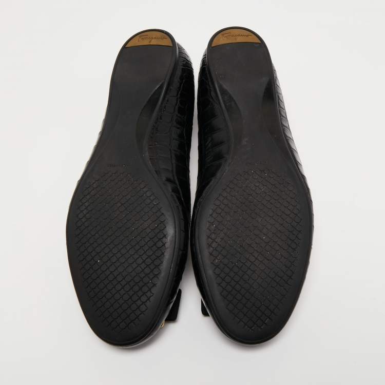 Pre Owned Salvatore Ferragamo Black Crocodile Leather  Vara Ballet Flats Size 40.5